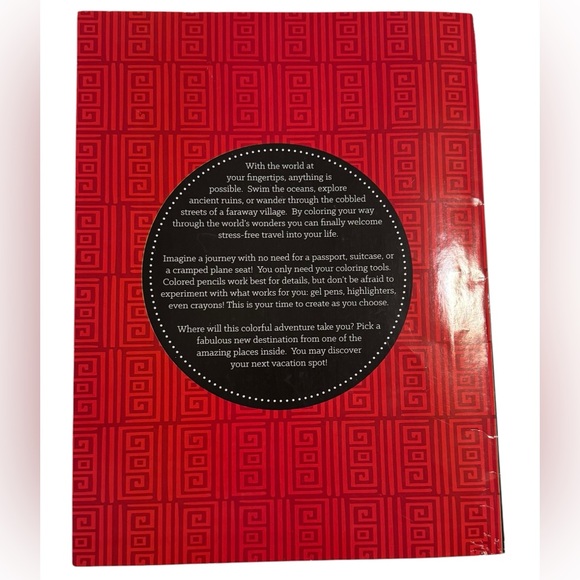 World of Color 32 page stress-free coloring book with 22 Crayola colored pencils - Picture 3 of 10